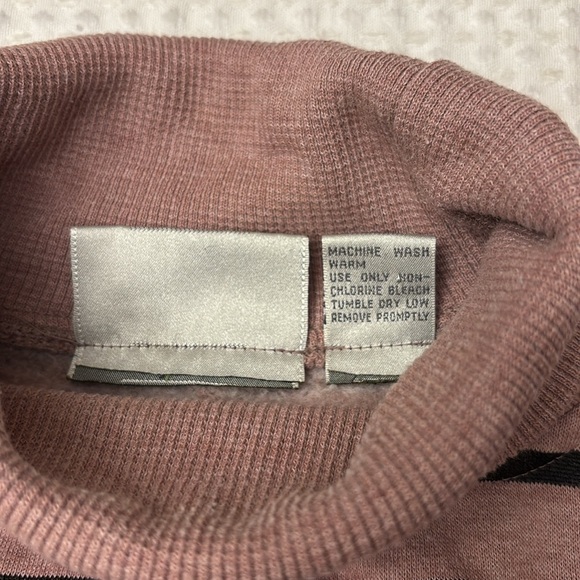 VINTAGE 80s Turtleneck Sweatshirt Mauve Purple Black Striped Mens M-L XPLOITS - Picture 12 of 12